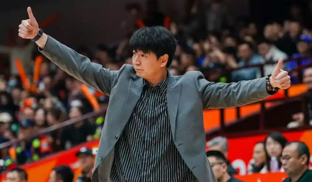 他这个命啊!离开湖人,湖人夺冠,离开尼克斯,尼克斯也拿了冠军
