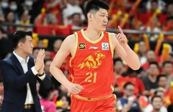 斯普利特接任公牛主帅,开拓者时代落幕