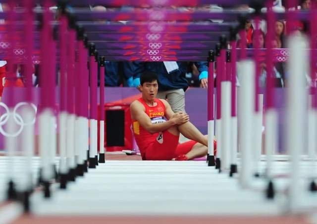 31!马竞反超巴萨登顶西甲,韩国前锋1球1助,取代了小蜘蛛首发